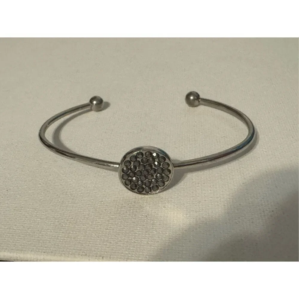 90's Vintage Womens Floral Silver Tone Bangle Bracelet Dainty Minimalist Western